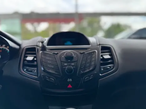 FORD Fiesta Hatch 1.6 16V 4P FLEX SE POWERSHIFT AUTOMTICO, Foto 16