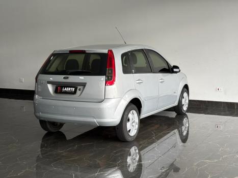 FORD Fiesta Hatch 1.0 4P FLEX, Foto 6