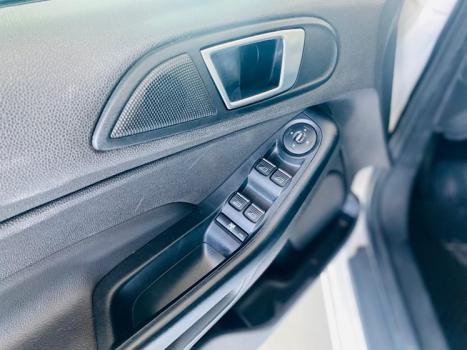 FORD Fiesta Hatch 1.6 4P TITANIUM FLEX AUTOMTICO, Foto 17