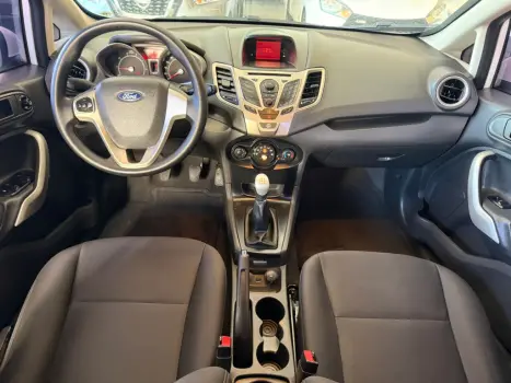 FORD Fiesta Hatch 1.6 4P SE PLUS FLEX, Foto 10