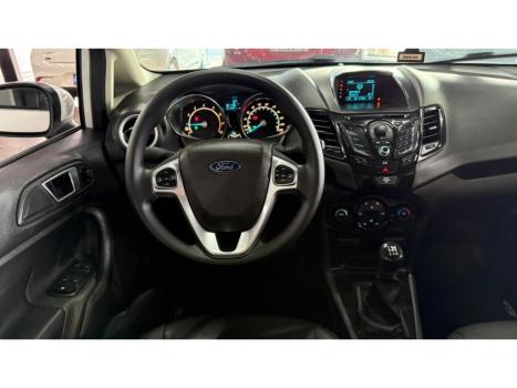 FORD Fiesta Hatch 1.6 4P FLEX TITANIUM POWERSHIFT AUTOMTICO, Foto 18