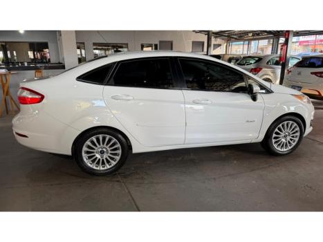 FORD Fiesta Hatch 1.6 4P FLEX TITANIUM POWERSHIFT AUTOMTICO, Foto 25