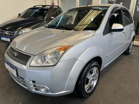 FORD Fiesta Hatch 1.6 4P FLEX, Foto 1