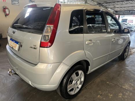 FORD Fiesta Hatch 1.6 4P FLEX, Foto 4