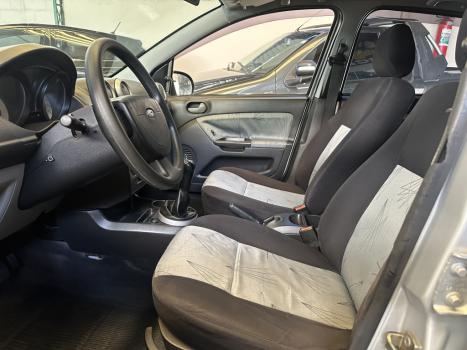 FORD Fiesta Hatch 1.6 4P FLEX, Foto 6