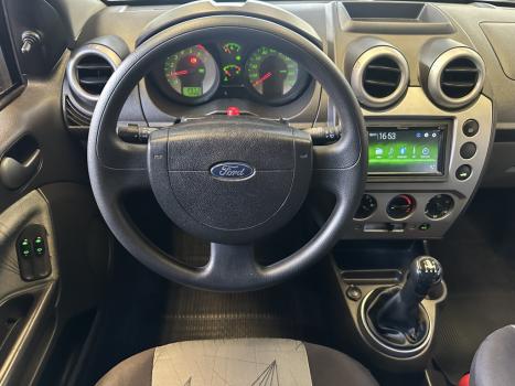 FORD Fiesta Hatch 1.6 4P FLEX, Foto 8
