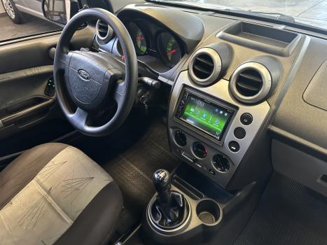 FORD Fiesta Hatch 1.6 4P FLEX, Foto 9