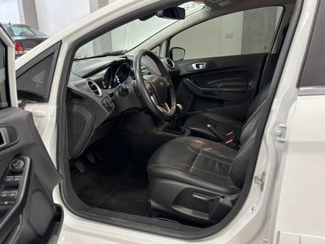 FORD Fiesta Hatch 1.6 4P TITANIUM FLEX, Foto 9