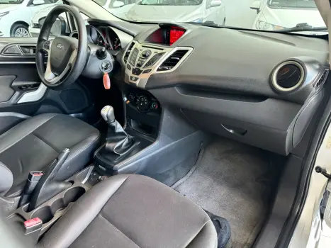 FORD Fiesta Hatch 1.6 16V 4P SE FLEX, Foto 8