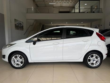 FORD Fiesta Hatch 1.6 16V 4P SE FLEX, Foto 4