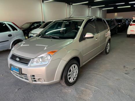 FORD Fiesta Hatch 1.6 4P FLEX, Foto 1