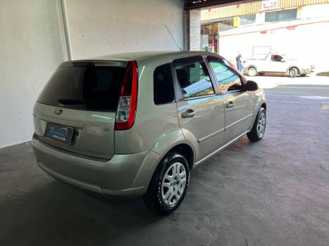 FORD Fiesta Hatch 1.6 4P FLEX, Foto 4