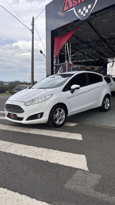 FORD Fiesta Hatch 1.6 16V 4P SE FLEX, Foto 2