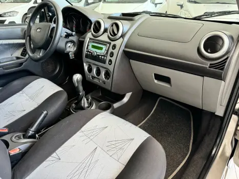FORD Fiesta Hatch 1.6 4P CLASS FLEX, Foto 8