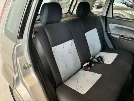 FORD Fiesta Hatch 1.6 4P CLASS FLEX, Foto 9