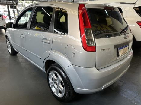 FORD Fiesta Hatch 1.6 4P FLEX, Foto 2