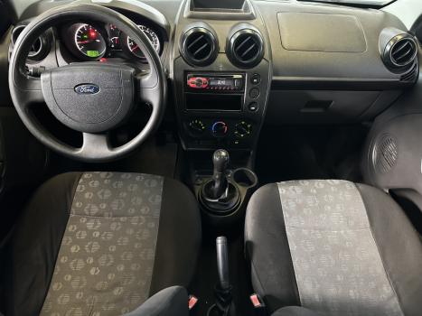FORD Fiesta Hatch 1.6 4P FLEX, Foto 8