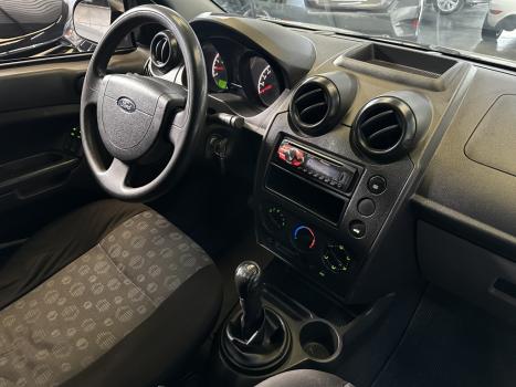 FORD Fiesta Hatch 1.6 4P FLEX, Foto 10
