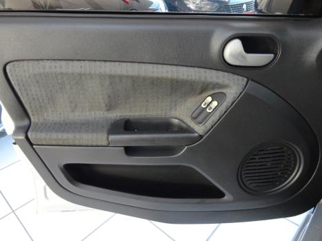 FORD Fiesta Hatch 1.6 4P ROCAM FLEX, Foto 7