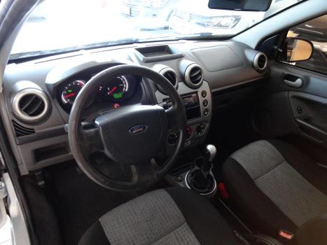 FORD Fiesta Hatch 1.6 4P ROCAM FLEX, Foto 10