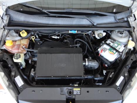 FORD Fiesta Hatch 1.6 4P ROCAM FLEX, Foto 15