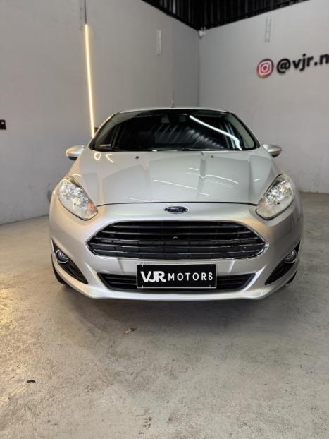 FORD Fiesta Hatch 1.6 16V 4P TITANIUM FLEX, Foto 2