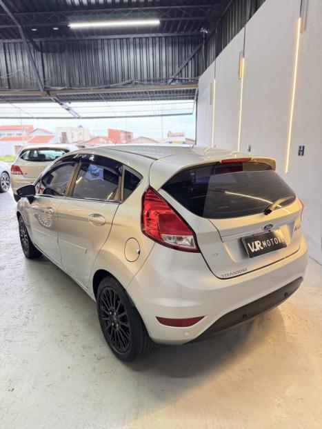 FORD Fiesta Hatch 1.6 16V 4P TITANIUM FLEX, Foto 6