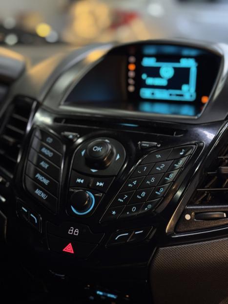 FORD Fiesta Hatch 1.6 16V 4P TITANIUM FLEX, Foto 14