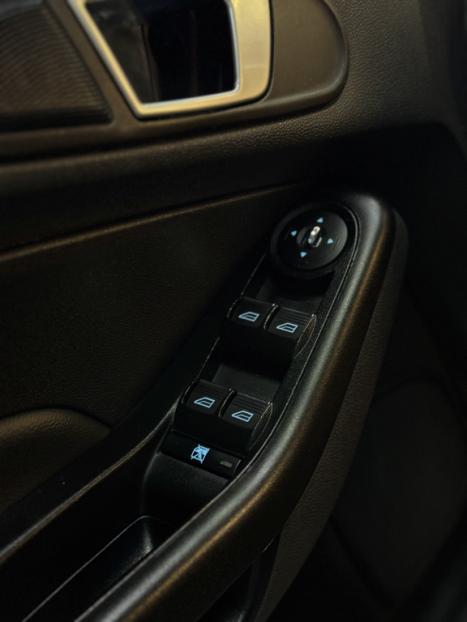 FORD Fiesta Hatch 1.6 16V 4P TITANIUM FLEX, Foto 17