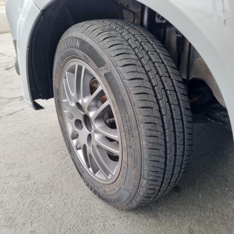 FORD Fiesta Hatch 1.6 4P FLEX, Foto 6