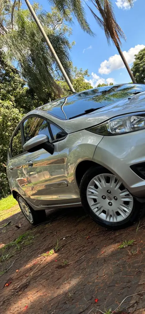 FORD Fiesta Hatch 1.5 16V 4P S FLEX, Foto 18