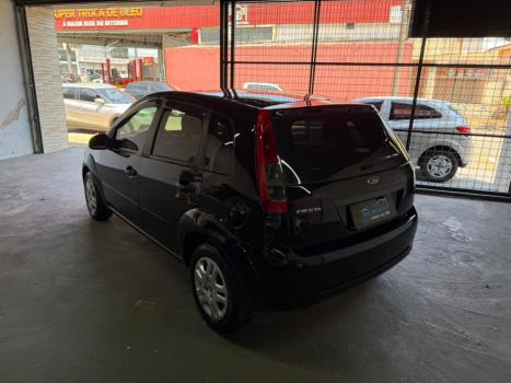 FORD Fiesta Hatch 1.0 4P FLEX, Foto 4