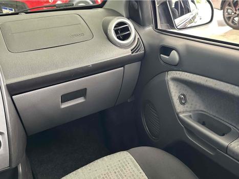 FORD Fiesta Hatch 1.6 4P ROCAM FLEX, Foto 17