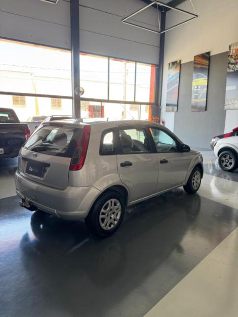 FORD Fiesta Hatch 1.0 4P SE PLUS FLEX, Foto 4