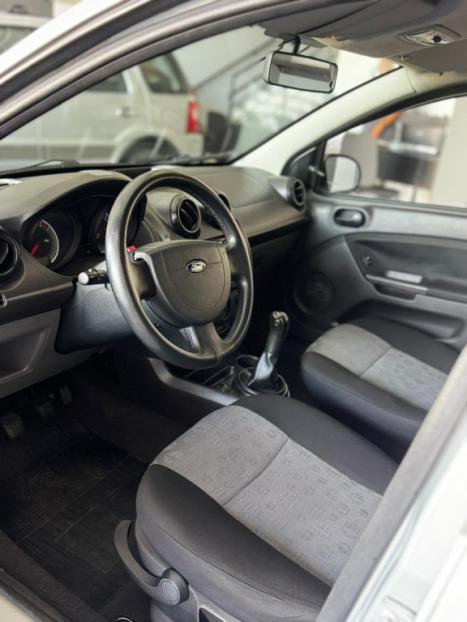 FORD Fiesta Hatch 1.0 4P SE PLUS FLEX, Foto 7