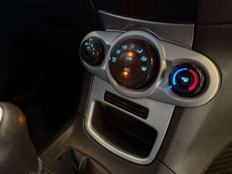 FORD Fiesta Hatch 1.5 16V 4P SE FLEX, Foto 4