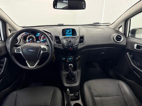 FORD Fiesta Hatch 1.6 16V 4P TITANIUM FLEX, Foto 4