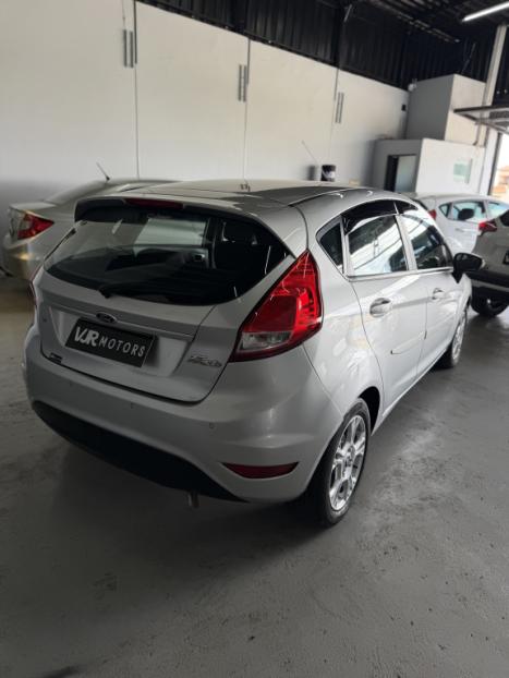FORD Fiesta Hatch 1.6 16V 4P SE FLEX, Foto 4