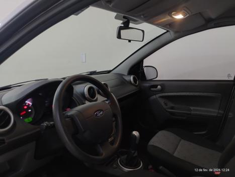 FORD Fiesta Hatch 1.0 4P SE PLUS FLEX, Foto 2