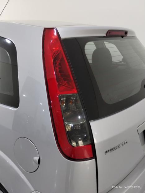 FORD Fiesta Hatch 1.0 4P SE PLUS FLEX, Foto 4