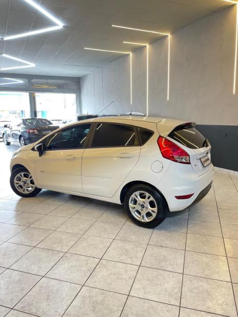 FORD Fiesta Hatch 1.6 16V 4P SE FLEX, Foto 5