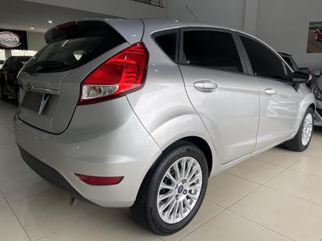 FORD Fiesta Hatch 1.6 16V 4P TITANIUM FLEX, Foto 4