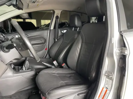 FORD Fiesta Hatch 1.6 16V 4P TITANIUM FLEX, Foto 9