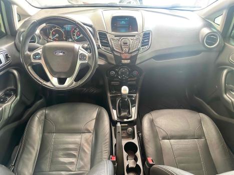FORD Fiesta Hatch 1.6 4P FLEX TITANIUM POWERSHIFT AUTOM�TICO, Foto 7
