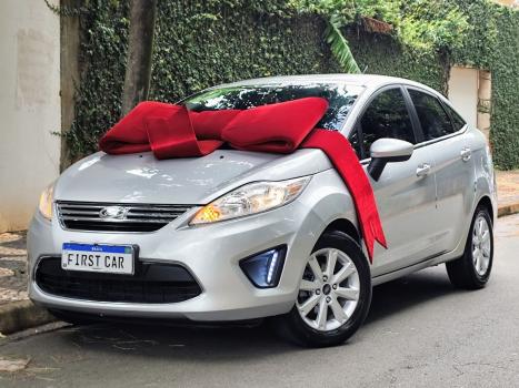 FORD Fiesta Hatch 1.6 4P ROCAM FLEX, Foto 1