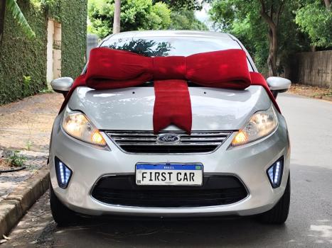 FORD Fiesta Hatch 1.6 4P ROCAM FLEX, Foto 2