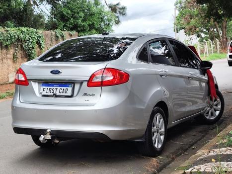 FORD Fiesta Hatch 1.6 4P ROCAM FLEX, Foto 8