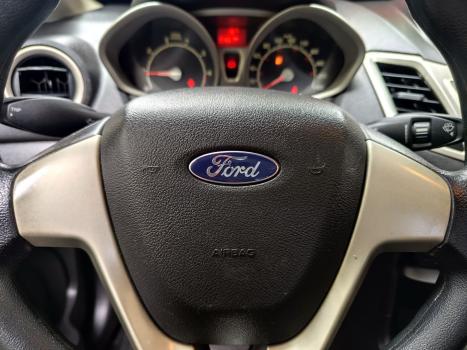 FORD Fiesta Hatch 1.6 4P ROCAM FLEX, Foto 13