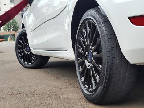 FORD Fiesta Hatch 1.6 4P TITANIUM FLEX, Foto 5