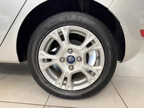 FORD Fiesta Hatch 1.6 16V 4P SEL FLEX, Foto 16